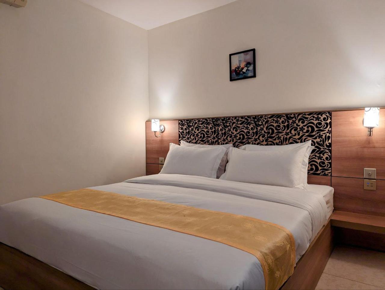 中青秋果酒店 True Go Hotel Phnom Penh Exterior foto